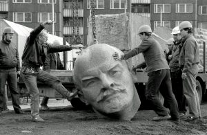 Resti della statua di Lenin, Berlino